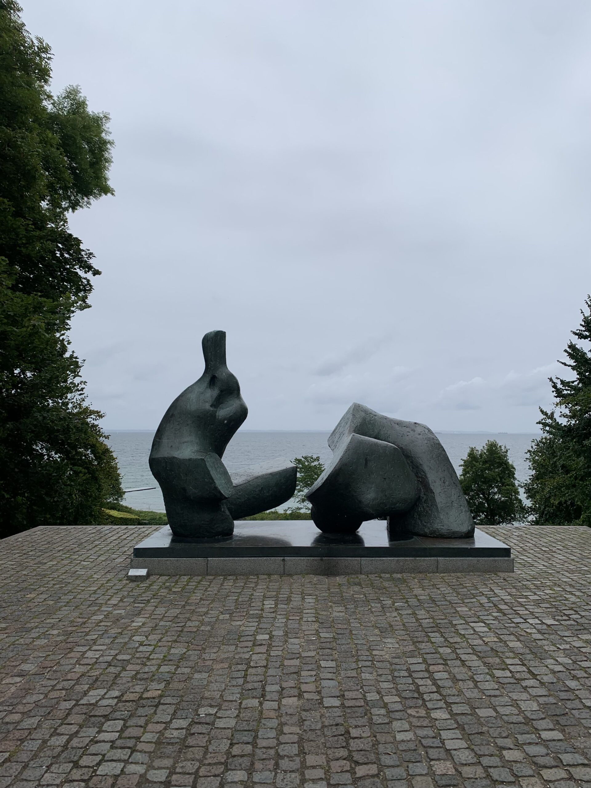 Two Piece Reclining Figure 5 @ Louisiana (Alana)